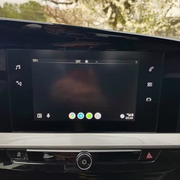Android Auto’da Donan Tecno Pova 7 Ultra İçin Acil Yazılım Güncellemesi Gerekiyor