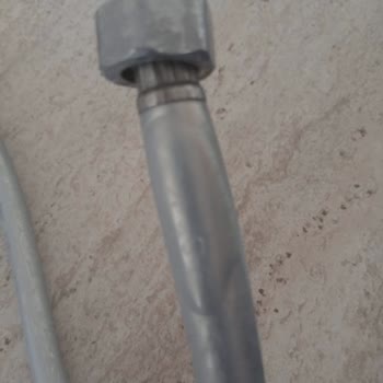 Aykar Store İlk Haftada Hortum Kendi Duş Başlık Bağlantı Kısmından Şişti ve Kullanılamaz Hale Geldi