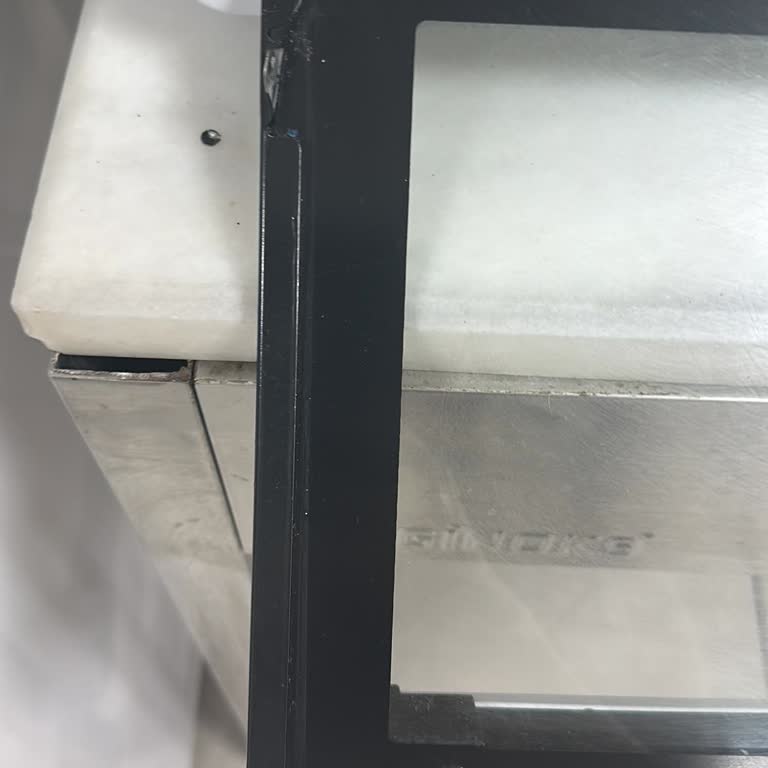 Simfer 4502 Kapak Menteşesi Yedek Parça Yok, Ücretsiz Temin İsteği