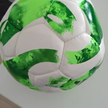 Kusurlu Adidas Futbol Topu Ve Amazon’un Çözüm Sunmaması