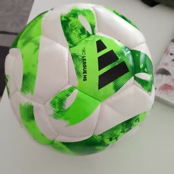 Kusurlu Adidas Futbol Topu Ve Amazon’un Çözüm Sunmaması