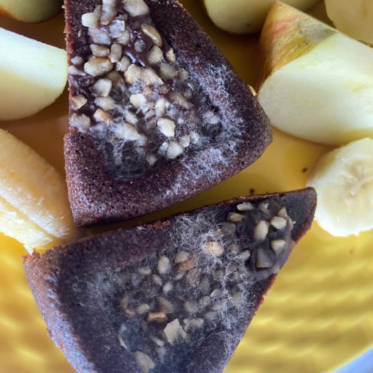 Eti Browni Selection Ürünün Küflü Olması Sağlık Riskine Yol Açıyor