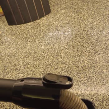 Sinbo SVC-8623 Dik Süpürge Tırnak Parçası Kırıldı Ve Garanti Kapsamında Yedek Parça Talebi