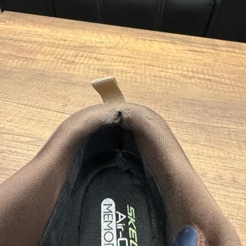 Kısa Sürede Yırtılma Ve Deri Soyulması: Skechers Botta Üretim Hatası İddiası Reddedildi