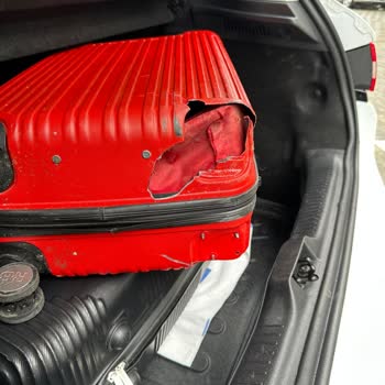 Pegasus Havayolları’nın 6,5 Saatlik Gecikmesi Ve Valiz Hasarı