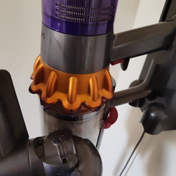 Dyson V15 Süpürge Başlığının Ve Aparatının Kısa Sürede Bozulması