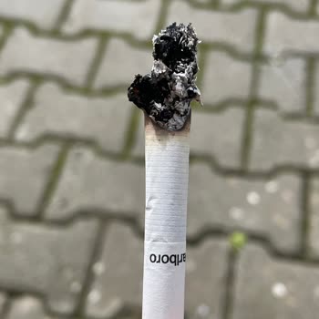Marlboro Sigara Kalitesinde Sert Parçalar Ve Yanma Problemleri