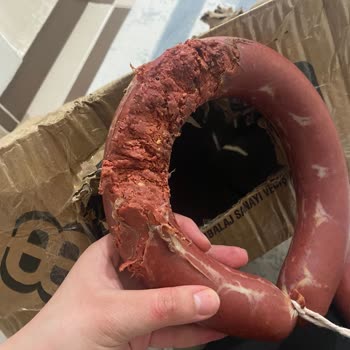 Satıcıdan Bozulmuş Sucuklar Ve Cevapsız İade Talebi