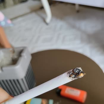 Parliament Agua Blue Slims Sigara Yanması Ve Yangın Riski