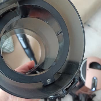 Bosch Şarjlı Süpürge Çekim Performansı Düşüşü Ve Parça Düşmesi