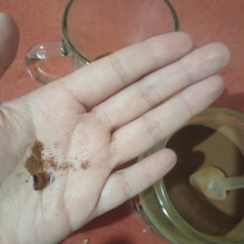 Hindiba Kahvesi'nde Plastik Parça Bulunması Sağlık Endişesi Ve Cevapsız Yanıt