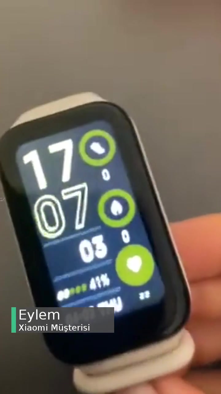 Xiaomi Mi Band 2 Ekran Çiziği Ve Kordon Arkası Çıkması videonun kapak resmi