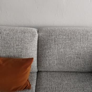 Defolu Kalia Mobilya Ve Çözülmeyen Tamir Sorunları Yenisiyle Değişim Talebi