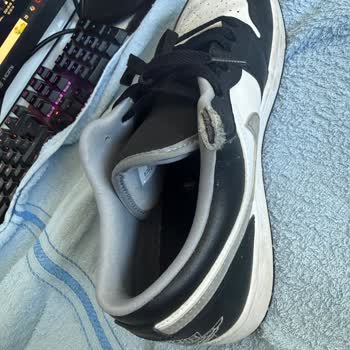 Nike Jordan 1 Low Ayıplı: İç Astarı Yırtıldı, Değişim Ve İade Reddedildi