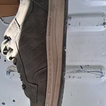 Kısa Sürede Dikiş Açılan Ayakkabıda Değişim Ve İade Talebi