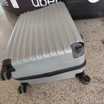 Şanlıurfa Ve Ankara Uçuşunda Bagajım Kırıldı, Şirket Sorumluluğu Kaçıyor