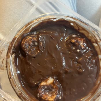 BİM Şubesinde Küflü Profiterol Satışı Hijyen Ve Sağlık Riski