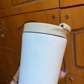 Kırık Ve Çamurlu Termos Teslimatı İçin Hızlı Değişim Talebi