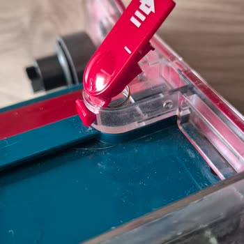 Dyson Submarine Silme Başlığı Kırıldı Ve Ücretsiz Garanti Talebi