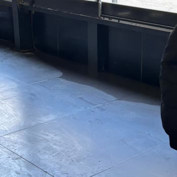 İzmir Buca Adatepe Burger King Şubesinde Hijyen Ve Düzen Sorunları