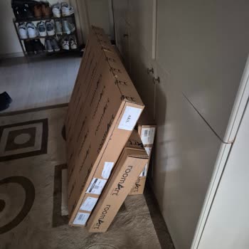 Koçtaş Teslimatının Asansörsüz Daireye Ürün Getirmeyi Reddetmesi