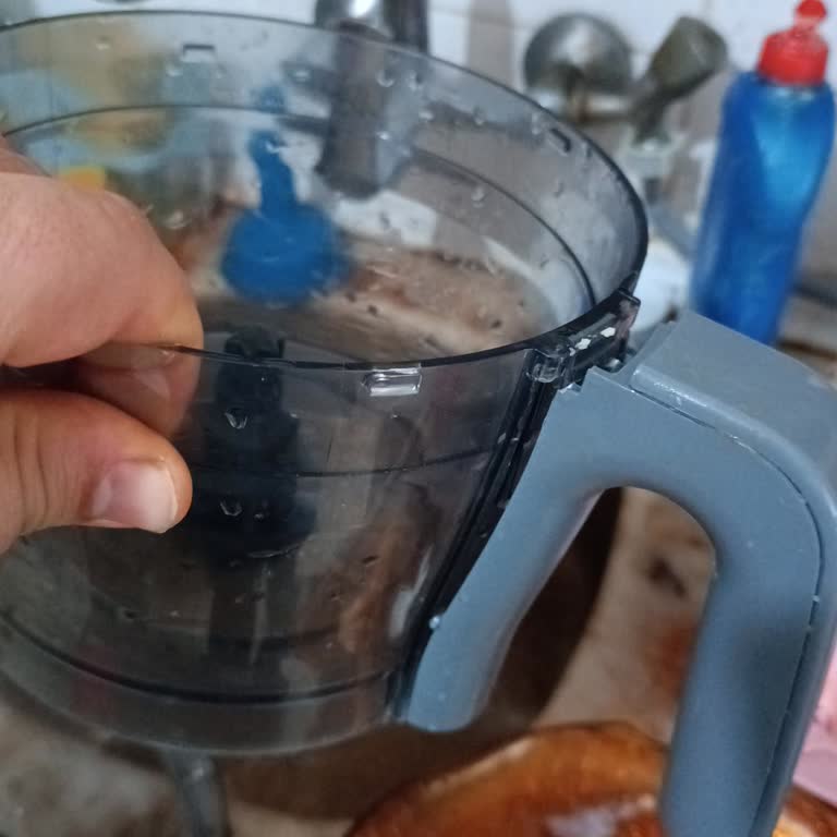 Karaca Mutfak Robotu Sapı Kırıldı, Yedek Parça Temin Edilemedi