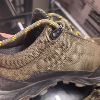 Kısa Sürede Deforme Olan Haki Su Geçirmez Ayakkabı Kalite Sorunu