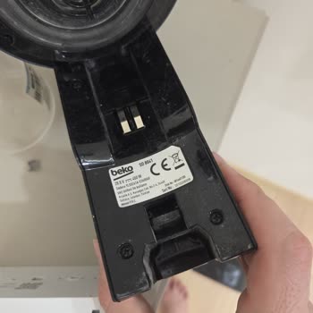 Garanti Süresindeki Kırık Süpürge Parçası İçin Ücret Talebi Ve Kalitesiz Servis