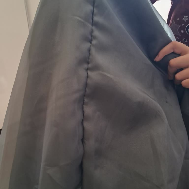 Ürün Kırık, Boya Lekeli Ve Renk Uyuşmazlığı, Müşteri Hizmetinde Zorluk Nedeniyle Tam İade Talebi