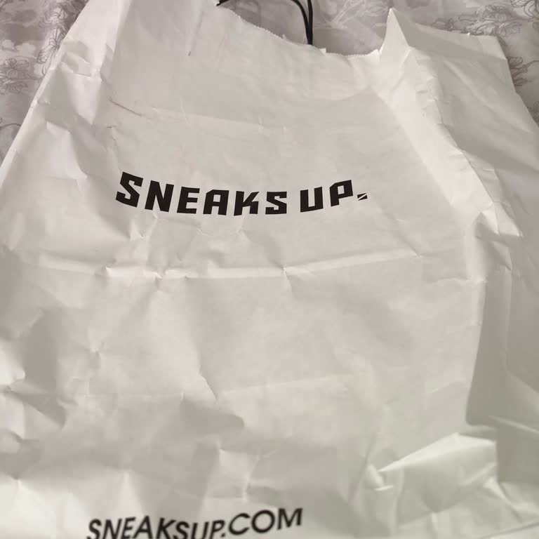 Ayakkabının Ayağa Yaralaması Ve Değişim Reddi