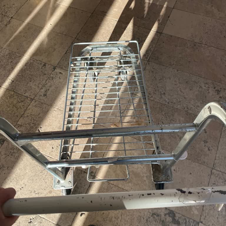 E-Bebek Mağazasında Çekçek İçin Kimlik Talebi Gizlilik İhlali