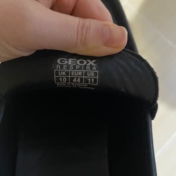 Geox Ayakkabısındaki İç Dikiş Çıkıntısı Büyük Parmakta Ağrı Ve Nasır Oluşumuna Neden Oldu