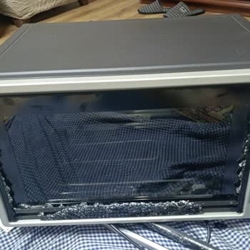 Simfer Mini Fırının Ön Camının Patlaması Ve Garanti Kapsamı İle İlgili Mağduriyet