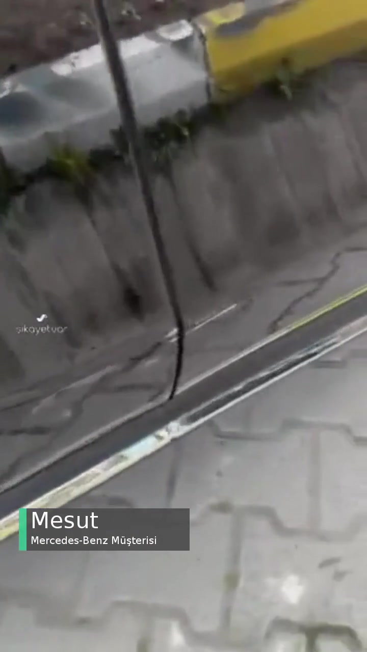 Mercedes-Benz Samsun Mengerler Servis Problemi, Servisteki Aracımı Sürtmüşler! videonun kapak resmi