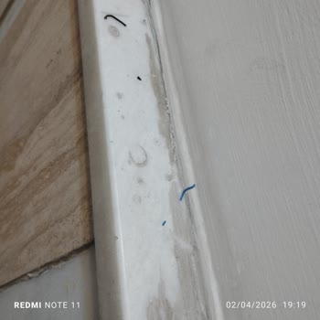 Türk Telekom Ekiplerinin Panoyu Kirli Bırakması Ve Düzeltme Talebi