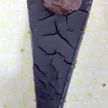 Kahve Dünyası Truf Pastası Bozulmuş Gönderildi, Taze Değişim Talep Ediyorum