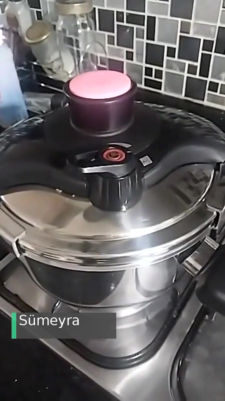 Korkmaz Düdüklü Tencere Kapağı Hava Alıyor! videonun kapak resmi