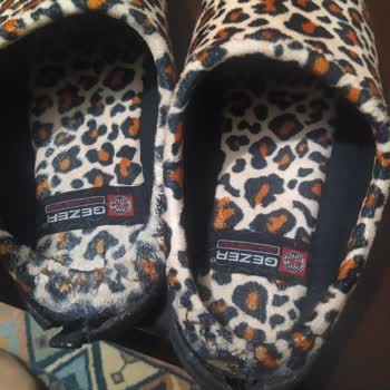 Gezer Terliklerde Taban Patlaması Ve Kalite Sorunu