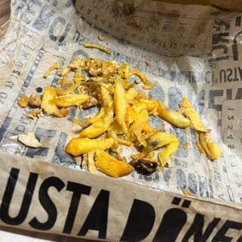 Usta Dönerci'de Çürük Patatesli Dürüm Ve Sağlık Riski