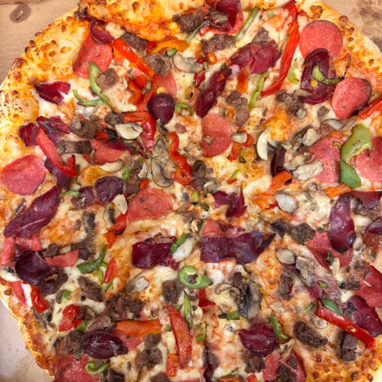 İstenen Malzeme Pizzada Çıkarılmadı Ve İade Bekleniyor