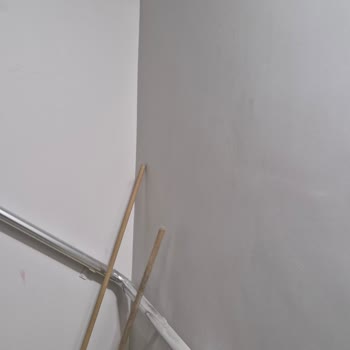 Superonline Ekiplerinin Yanlış Delik Açması Ve Temizlik İhmali