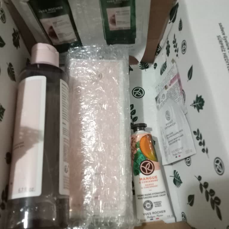Yves Rocher Doğum Günü Kampanyası Bilgilendirme Eksikliği Nedeniyle Hediye Pakette Yok