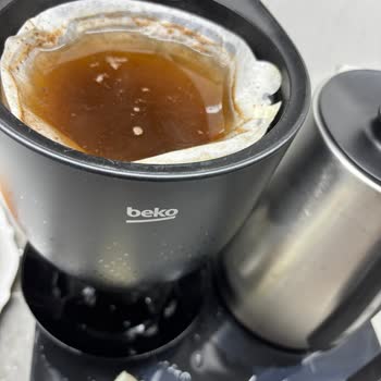 Beko Deluxe Kahve Bölümünde Su Taşması Ve Tamir Talebi