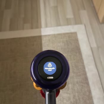 Dyson V12 Süpürge Sürekli Hava Akışı Tıkanıklığı Ve Çekim Eksikliği