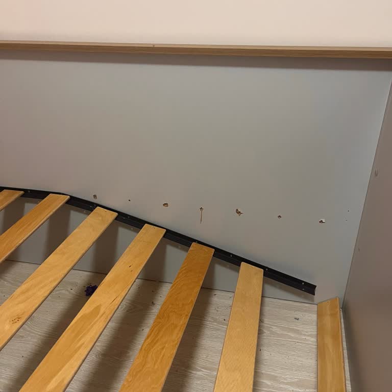 Kelebek Mobilya’da Karyola Montaj Hatası Nedeniyle Sürekli Kırılmalar Ve Değişim Reddine Şikayet