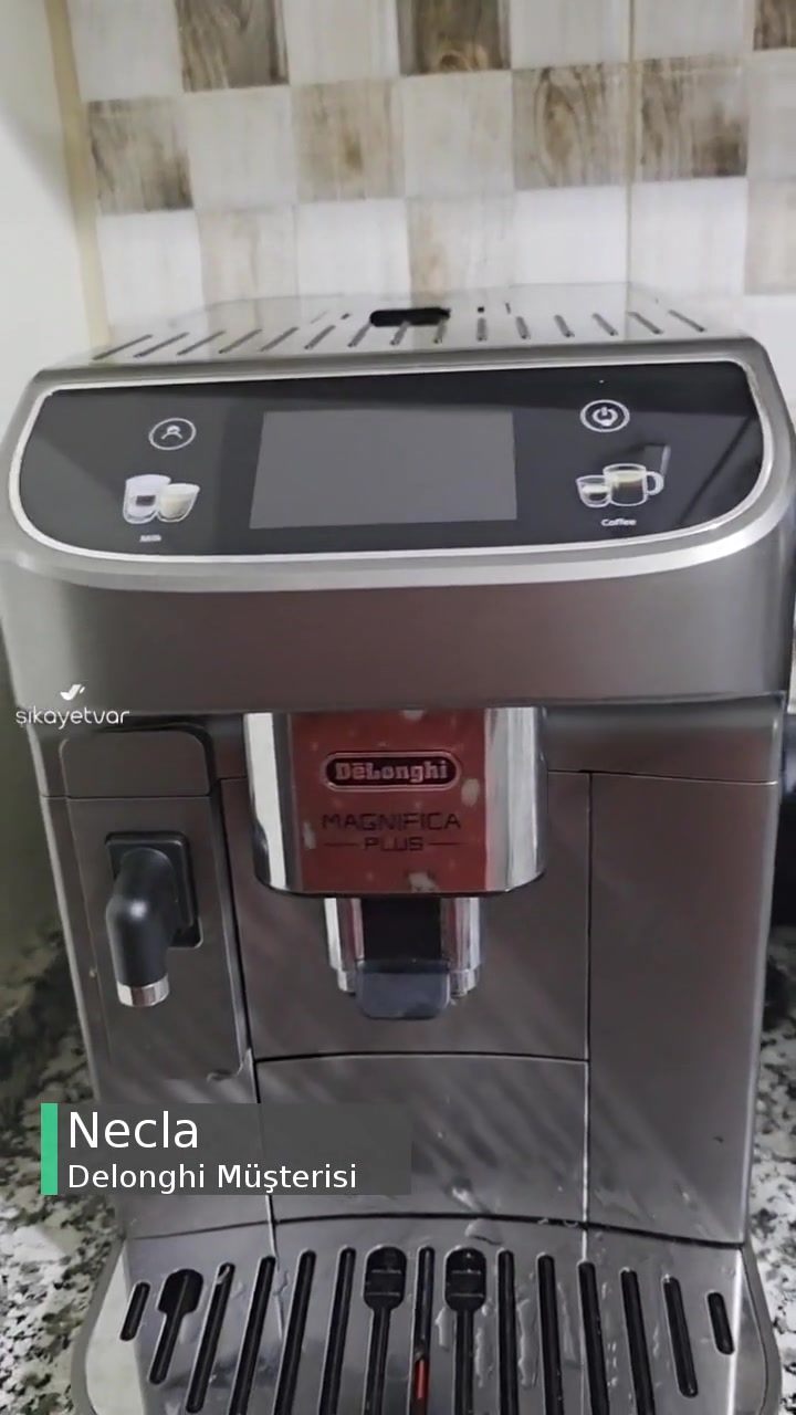 Delonghi Kendi Kendine Veda Edip Kapanıyor Bazen de Açılıyor, Cin Kaçmış İçine! videonun kapak resmi