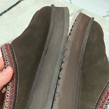 Ugg Slipper’da Renk Ayrımı Ve Cevapsız Müşteri Hizmetleri