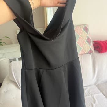 Relsia'da İade Talebine Cevap Vermeyen Ve Ürünü Görünüşten Farklı Gösteren Kargo Gecikmesi