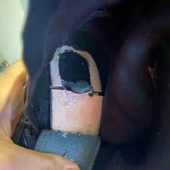 Stradivarius Botunda Üretim Hatası Nedeniyle Topuk Kırıldı Ve Garanti Reddi