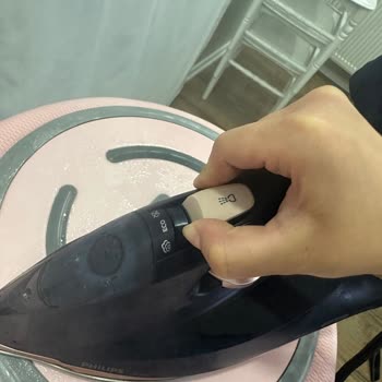 Philips Buharlı Ütüm Sürekli Arızalı Ve Su Fışkırtma Çalışmıyor